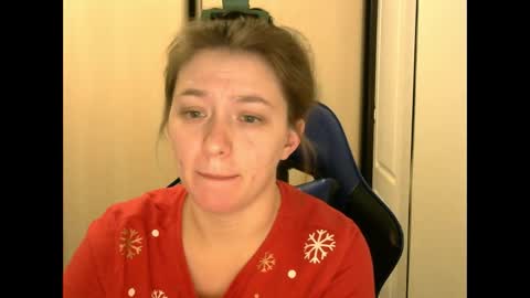 Snapshot of zara_golden chatting on 10, 1, 2025 chaturcum online show from 10, 1, 2025