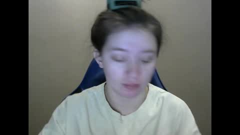 Snapshot of zara_golden chatting on 17, 1, 2025 chaturcum online show from 17, 1, 2025