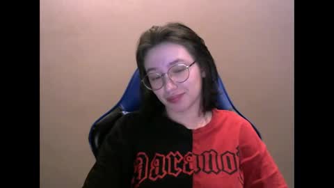 Snapshot of zara_golden chatting on 19, 2, 2025 chaturcum online show from 19, 2, 2025