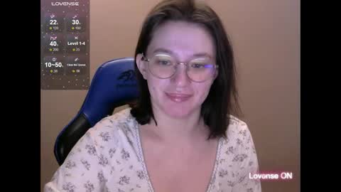 Snapshot of zara_golden chatting on 4, 3, 2025 chaturcum online show from 4, 3, 2025