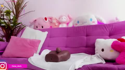 Snapshot of zaradaviss chatting on 8, 3, 2026 Zara online show from 8, 3, 2026