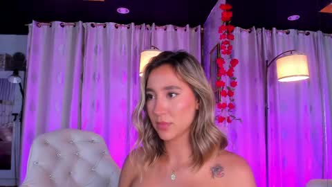 Snapshot of zarajener chatting on 15, 5, 2026 online show from 15, 5, 2026