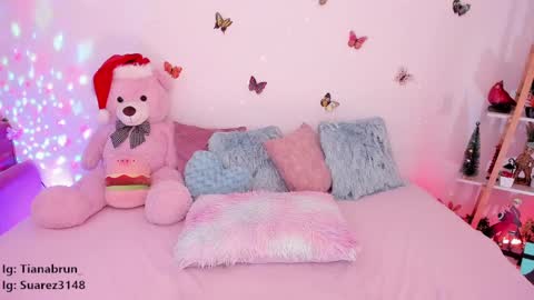 Zara online show from 8, 1, 2025