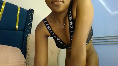 Snapshot of zariah011 chatting on 28, 3, 2026 zariah online show from 28, 3, 2026