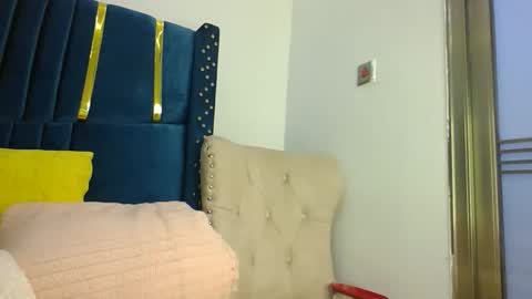 Snapshot of zariah011 chatting on 6, 4, 2026 zariah online show from 6, 4, 2026