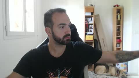 Snapshot of zazou3113 chatting on 26, 4, 2026 Grizzly Bear online show from 26, 4, 2026