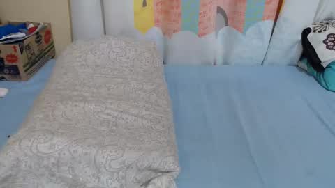 Snapshot of zeina_gen chatting on 11, 4, 2026 flabby online show from 11, 4, 2026