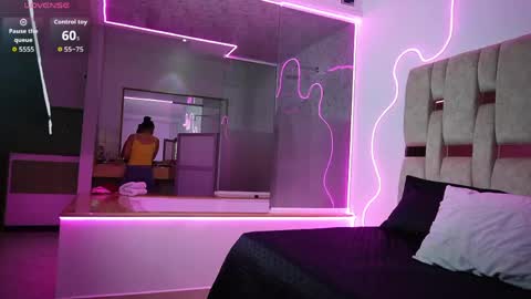 zenda_biancha online show from 9, 4, 2026