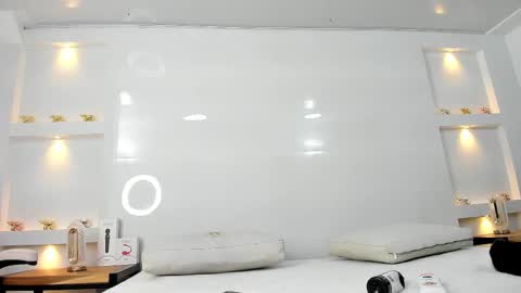 Zenda Evans online show from 5, 2, 2026