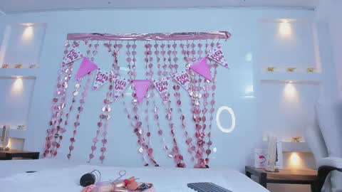 Zenda Evans online show from 10, 2, 2026