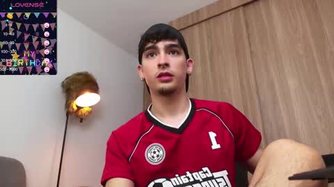 Zenn online show from 25, 1, 2025