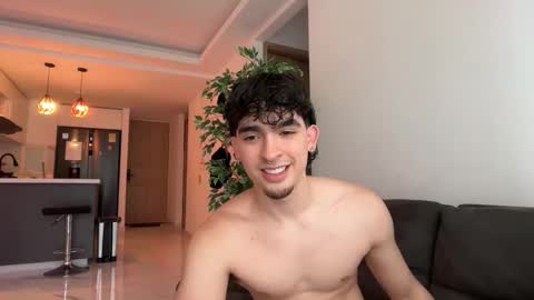 Snapshot of zenn_rush chatting on 6, 3, 2026 Zenn online show from 6, 3, 2026