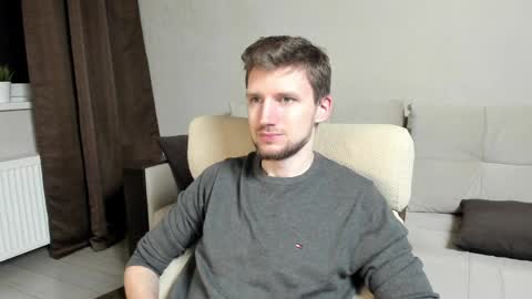 Snapshot of zepanl chatting on 4, 4, 2026 Andrew online show from 4, 4, 2026