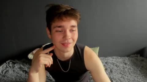 Snapshot of zeriixx chatting on 10, 4, 2026 Ethan online show from 10, 4, 2026