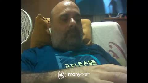 Snapshot of zeusdioss chatting on 13, 5, 2026 zeusdioss online show from 13, 5, 2026