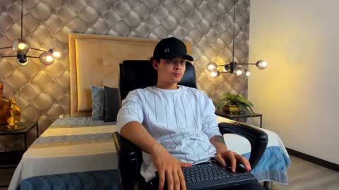 zeus online show from 22, 12, 2024