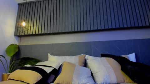 zeus online show from 15, 2, 2025