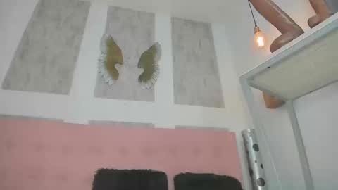 Snapshot of zhamira_21 chatting on 16, 3, 2026 ZHAMIRA ANDRES online show from 16, 3, 2026