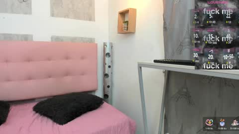 Snapshot of zhamira_21 chatting on 8, 4, 2026 ZHAMIRA ANDRES online show from 8, 4, 2026