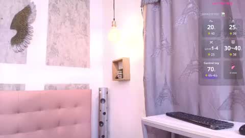 ZHAMIRA  ANDRES online show from 12, 7, 2026