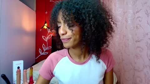 Zia Green online show from 23, 2, 2025