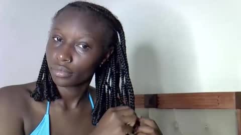 Snapshot of zia_vier chatting on 3, 5, 2026 flavian online show from 3, 5, 2026