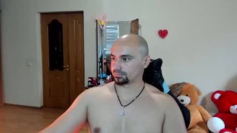 Ziesh online show from 5, 10, 2025