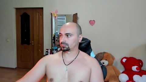 Ziesh online show from 9, 10, 2025