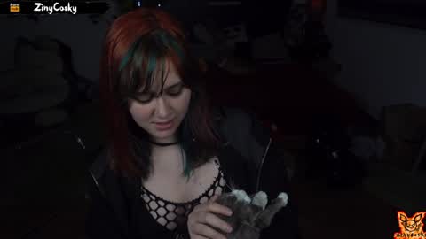 Ziny Cosky online show from 1, 2, 2025