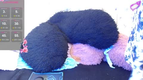 Zion  Bora online show from 5, 12, 2024