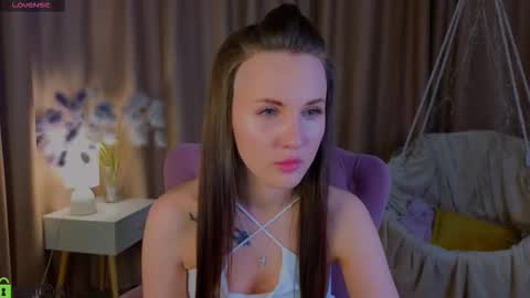 Zlata  Mon Tue Thu Fri Sun Sa GMT 3 0000pm - 0600pm  online show from 11, 10, 2025