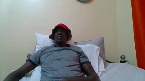 Zlatann2012 online show from 12, 9, 2025