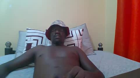 Zlatann2012 online show from 19, 12, 2025