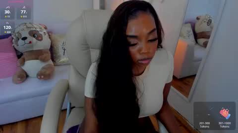 Zobe Love online show from 12, 2, 2025