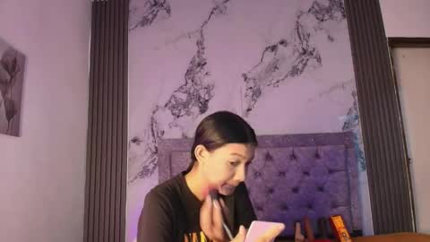 Zoe Blake online show from 19, 5, 2026