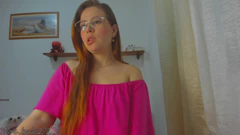 Snapshot of zoe_brk chatting on 30, 4, 2026 zoe brk online show from 30, 4, 2026