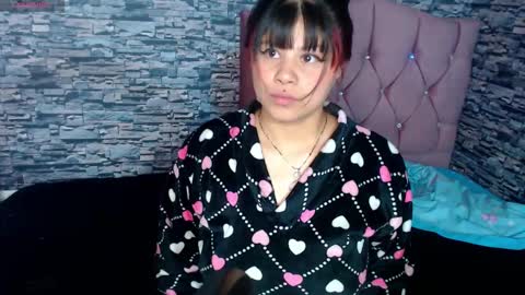 Zoe Bronw online show from 9, 10, 2025