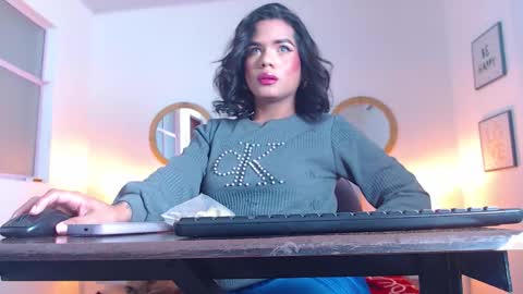 zoe_hecate online show from 2, 2, 2026