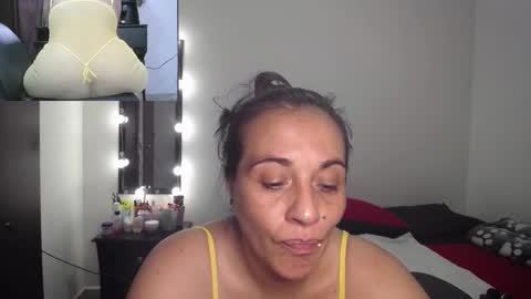 zoe hotxxx online show from 20, 2, 2025