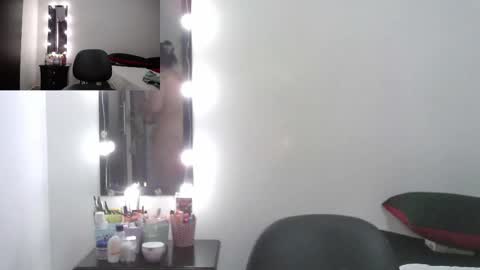 zoe hotxxx online show from 22, 2, 2025