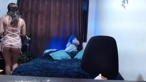 Snapshot of zoe_khall chatting on 4, 2, 2026 ZOE online show from 4, 2, 2026