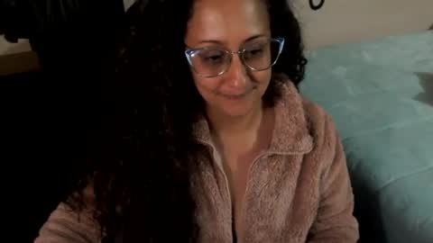 Zoe Koller online show from 17, 6, 2026