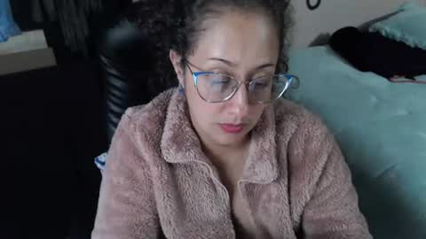 Zoe Koller online show from 8, 7, 2026