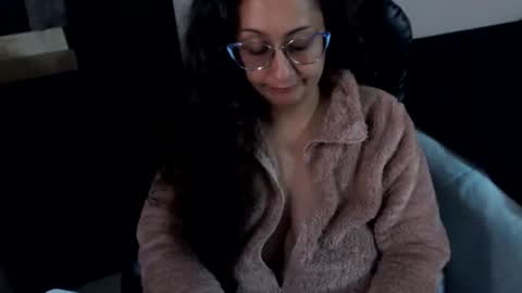 Zoe Koller online show from 16, 7, 2026