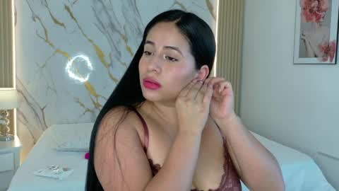zoe_longhair online show from 18, 5, 2026