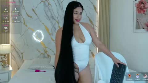 zoe_longhair online show from 20, 5, 2026