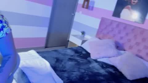 Snapshot of zoe_martin_ chatting on 31, 10, 2025 zoe_martin_ online show from 31, 10, 2025