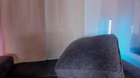 Zoe online show from 9, 3, 2025