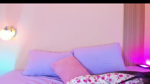 Zoe online show from 5, 4, 2026