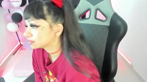 zoe_sullivan_ online show from 5, 12, 2024